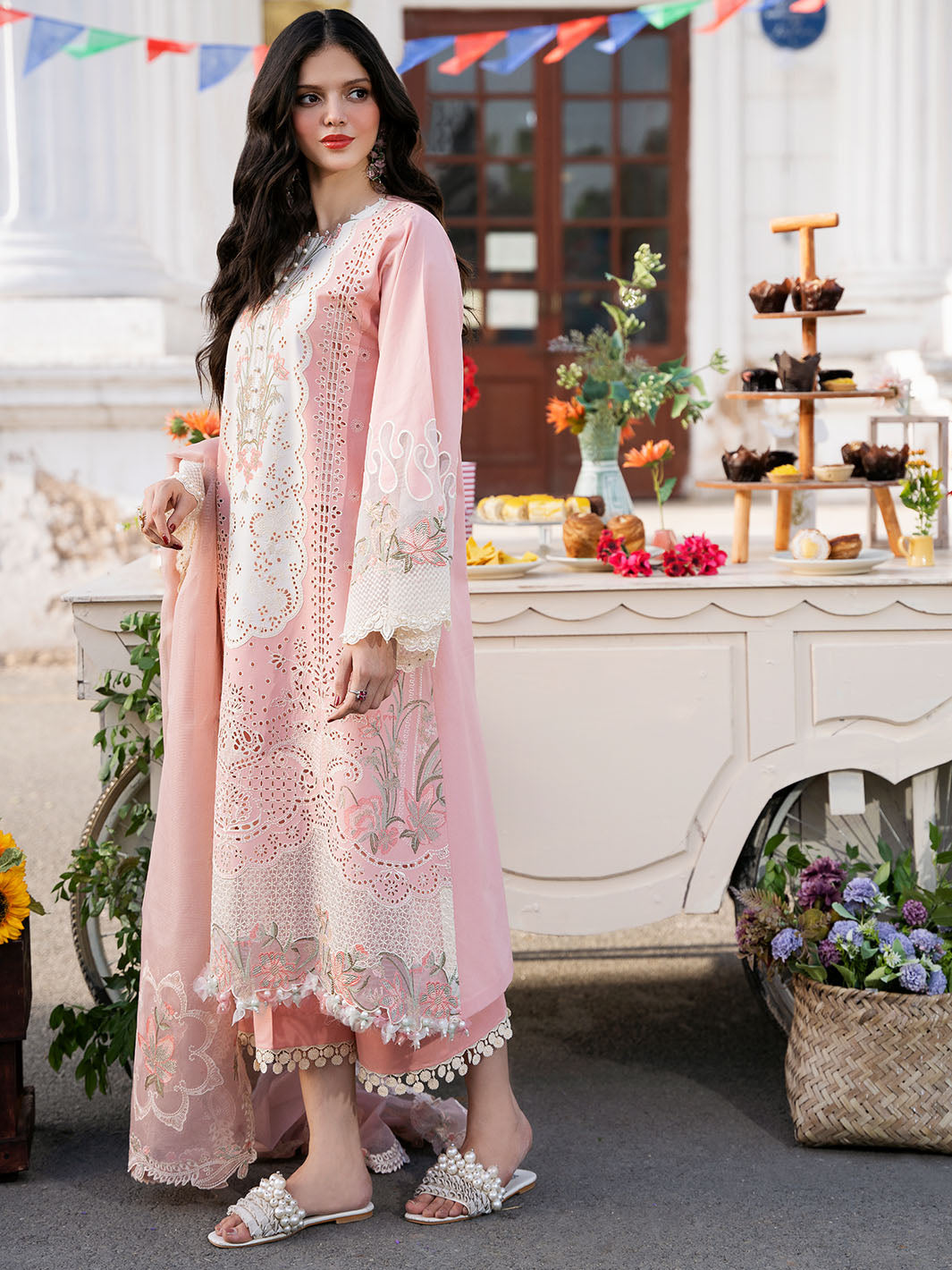 3 Piece Embroidered Lawn Shirt with Embroidered Organza Duppata V101