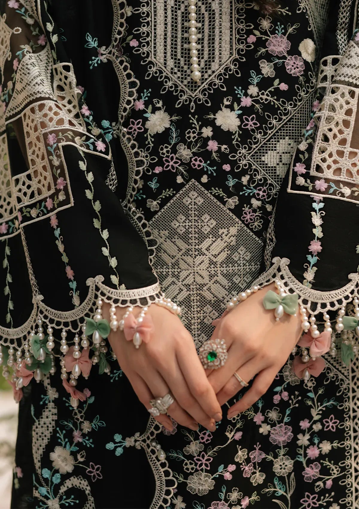 Lawn 3pc Unstitch Freesia Emb Lawn'25  703