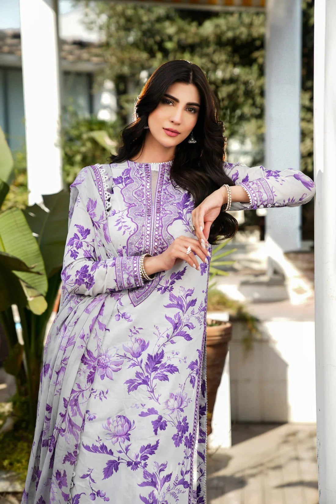 ANEELAS PRINTED KARANDI EMBROIDERY DRESS 3 PIECE V518