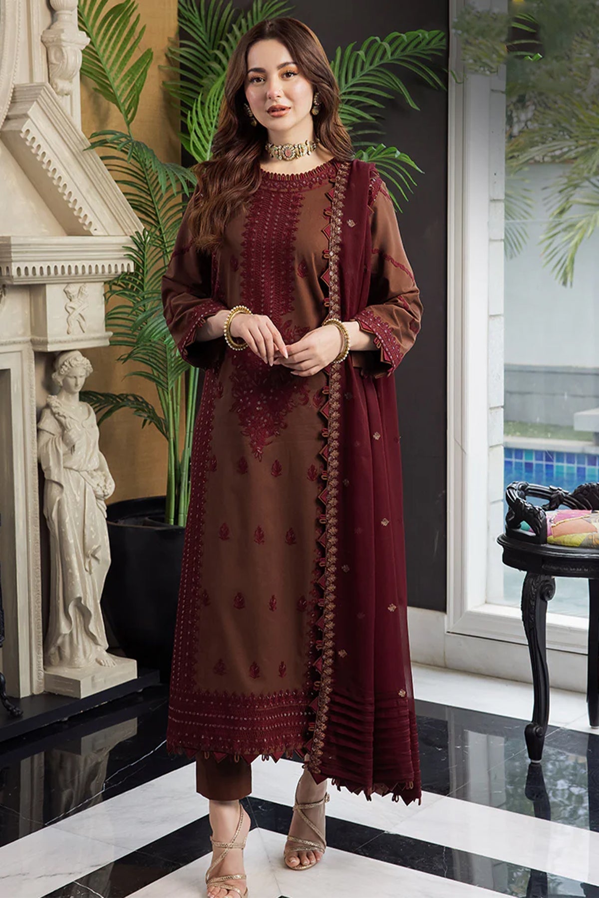 ASIM JOFA - 3PC LAWN EMBROIDERED SHIRT WITH CHIFFON EMBROIDERED DUPATTA AND TROUSER Aj2556
