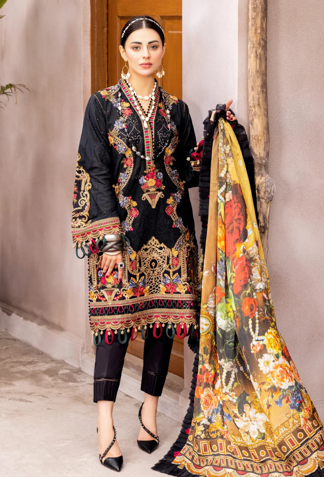 3 Piece Digital Printed and Embroidered Lawn Suit V311