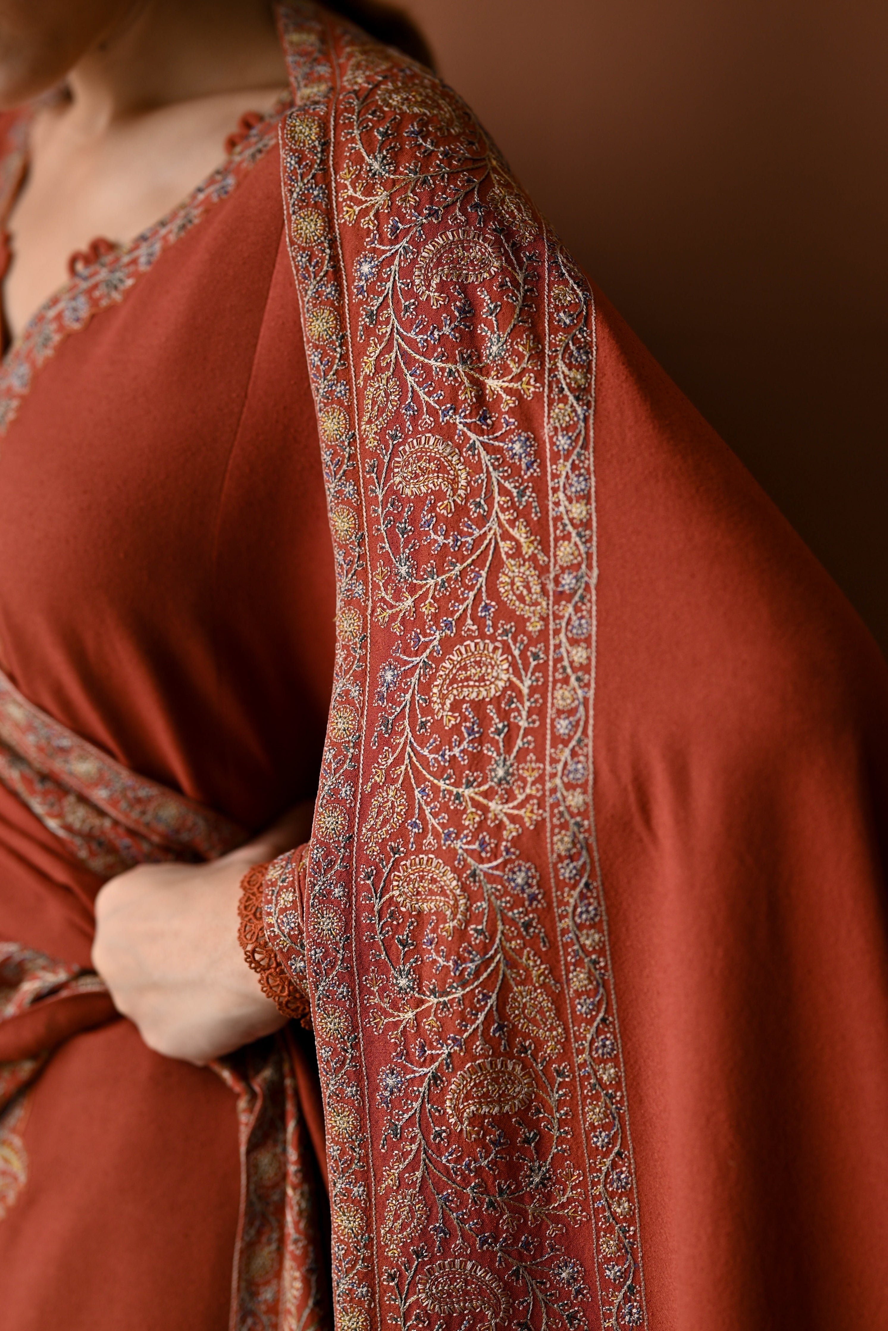 3PC DHANAK EMBROIDERED SHIRT WITH DHANAK EMBROIDERED SHAWL AND TROUSER V679